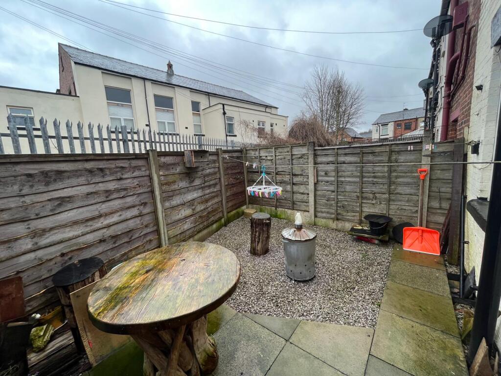 WhatsApp Image 2025-02-21 at 09.49.49.jpeg