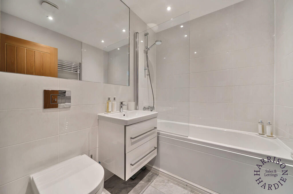 42829c8f-5062-493...