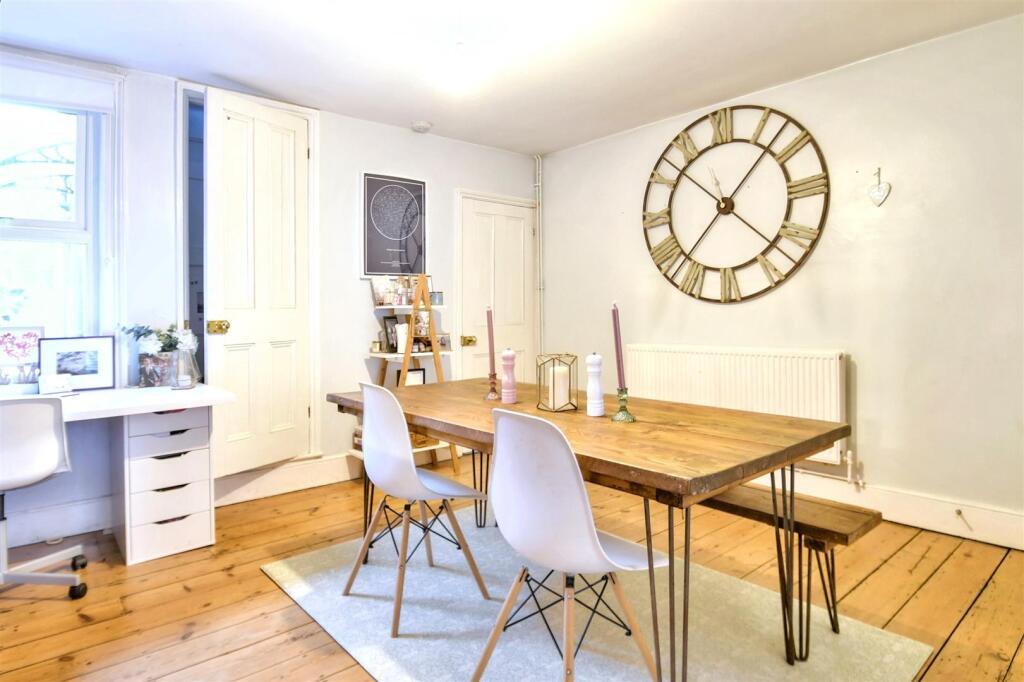 Dining Room.JPG
