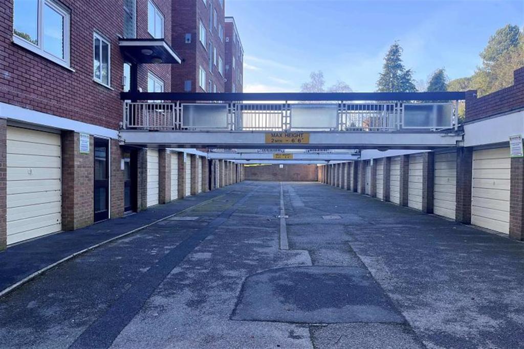 Garage Area