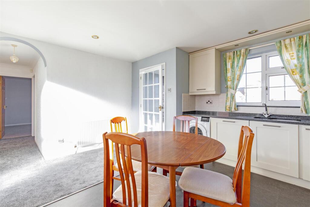 Kitchen-3.jpg