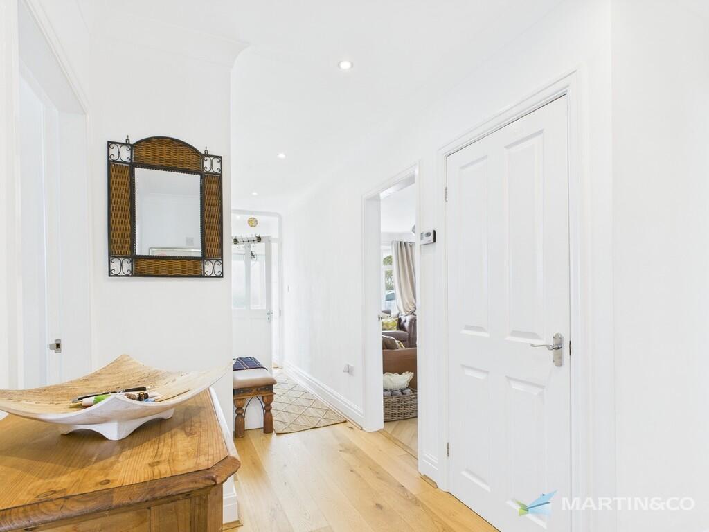 CAM02318G0-PR0416...