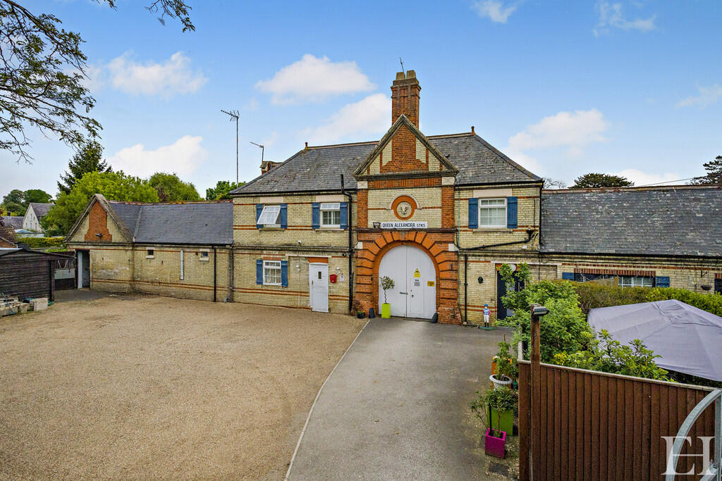 8646487-exteriorW...