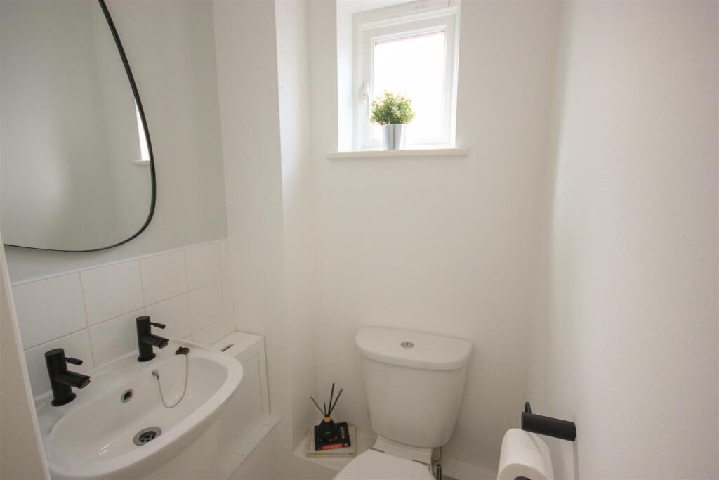 cloakroom..jpg