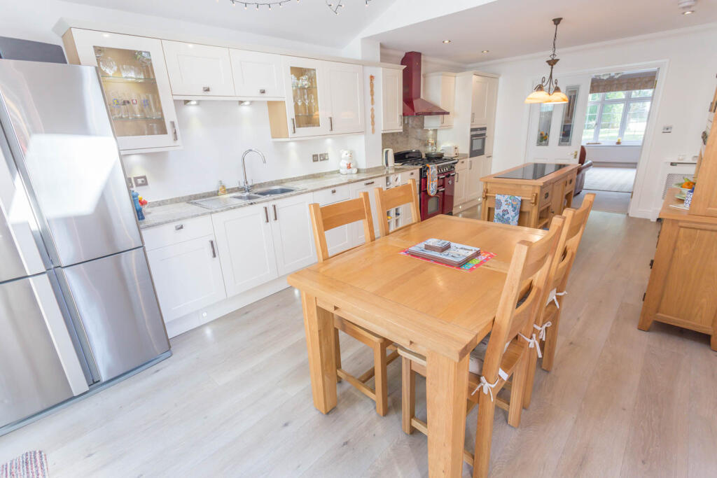 Kitchen/breakfast Room