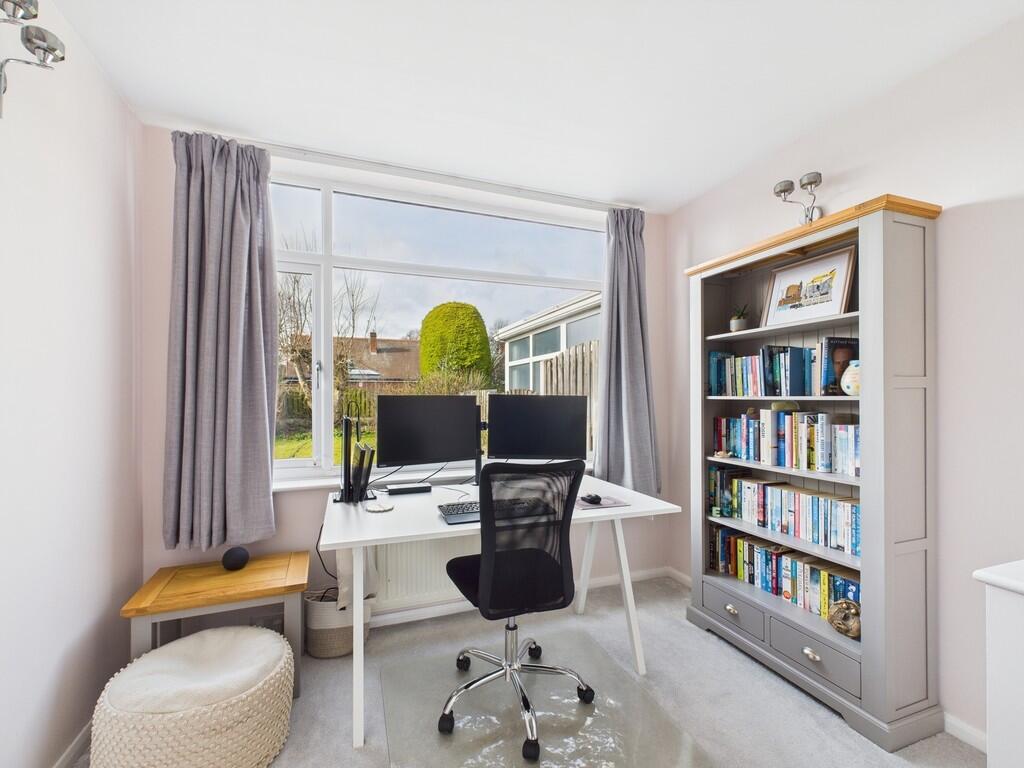 CAM02060G0-PR0299...