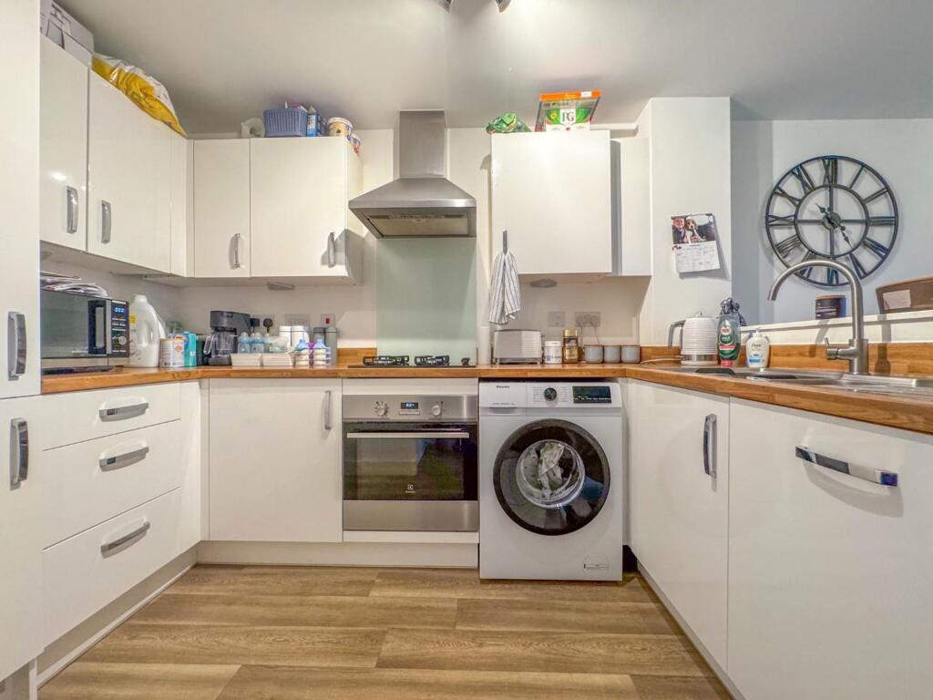 Dovecote Drive - Image-14.jpg