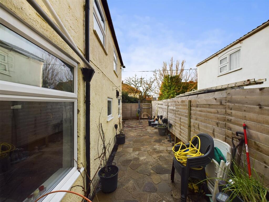 Courtyard Garden