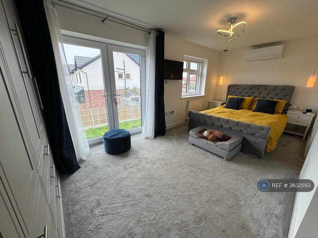 Master Bedroom With Juliette Balcony And Air-Con