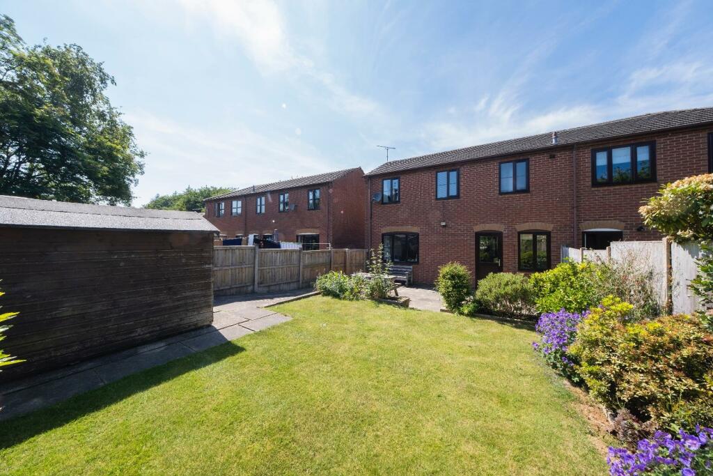 8 Ardens Meadow-025.JPG