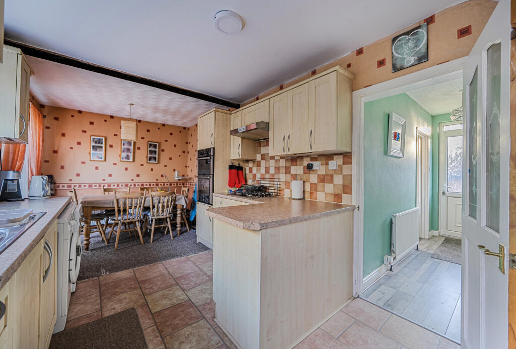 1383950-8-692080a...