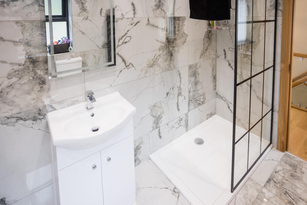 2025-08-07 WALKER &amp; LEWIS-CEFN-32