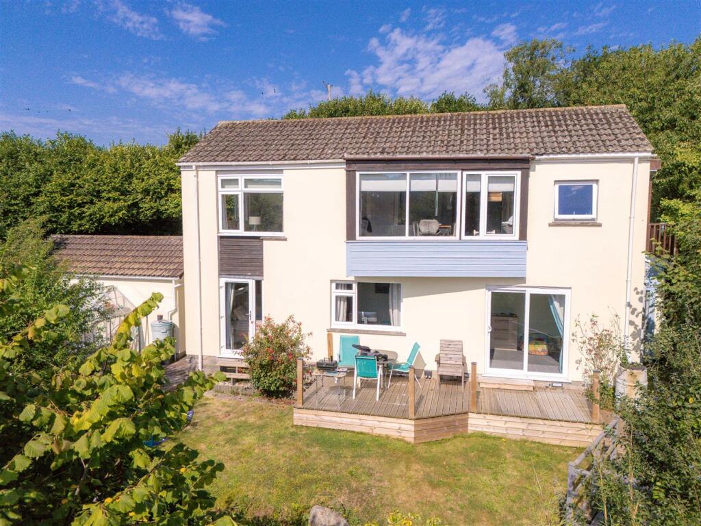 Parry Fulinchia West Looe Outside-10.jpg