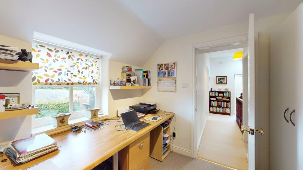 Manor-House-Cottage-08122024_150628