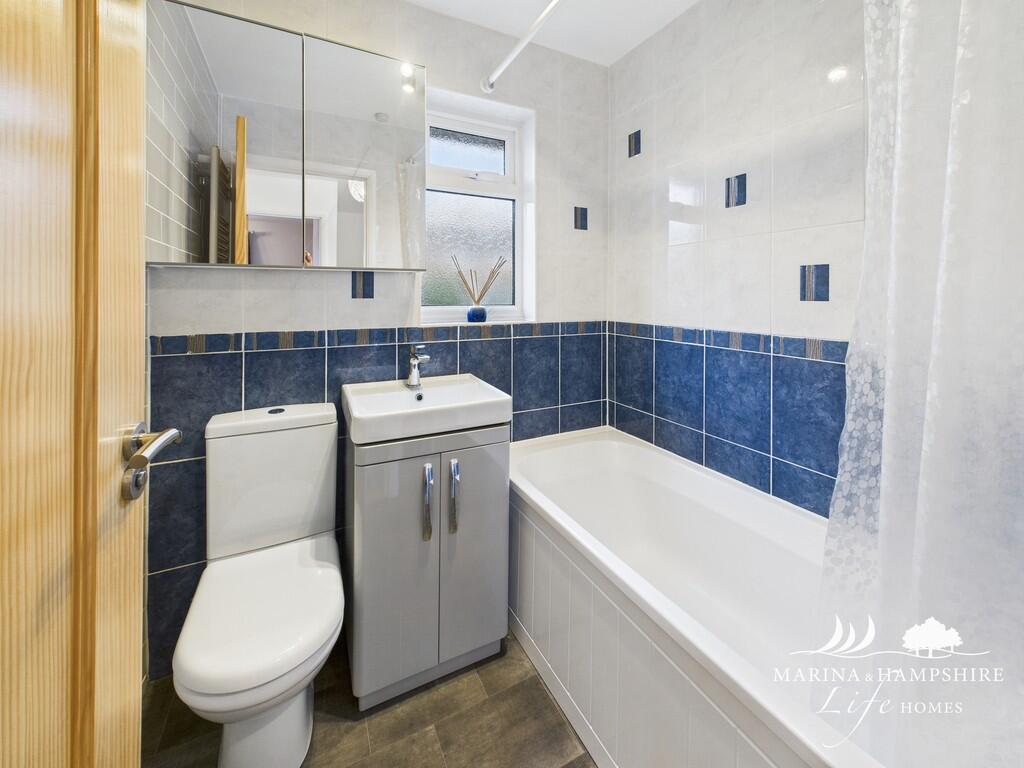 CAM03915G0-PR0020...