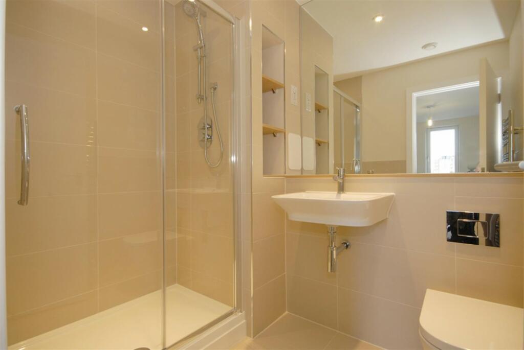 En-suite Bathroom