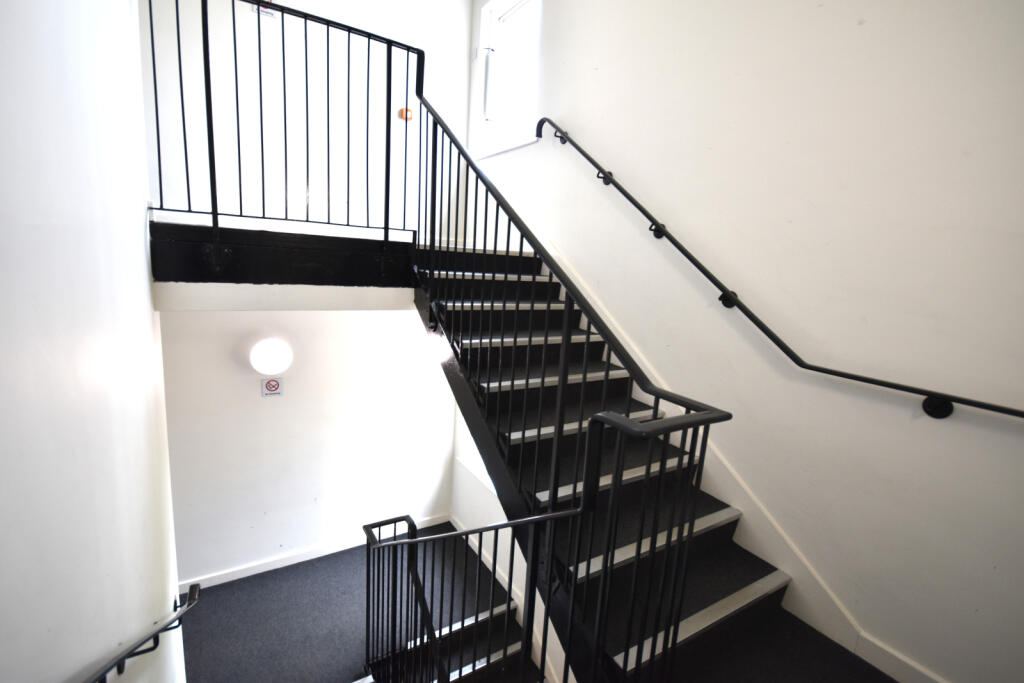 Entrance stairs 4 flights