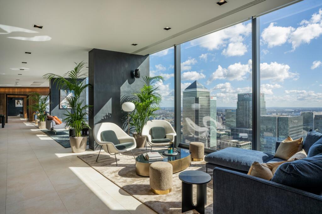 Club Lounge