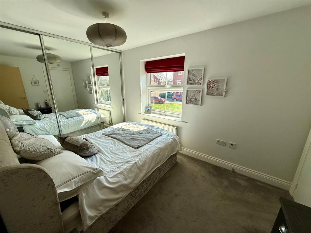 SD7 Bed1.jpg