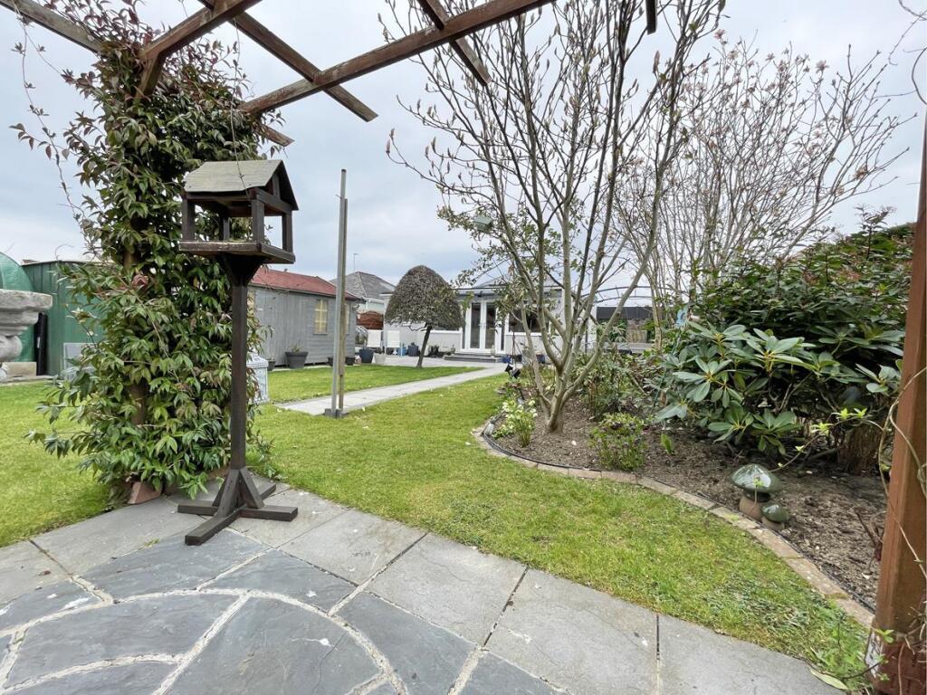 Crownhill Road 273 - Garden 3.jpg