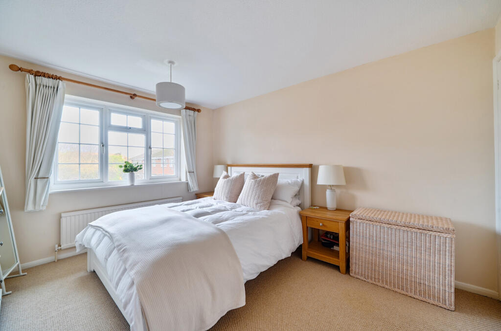 1388482-1-6949593...