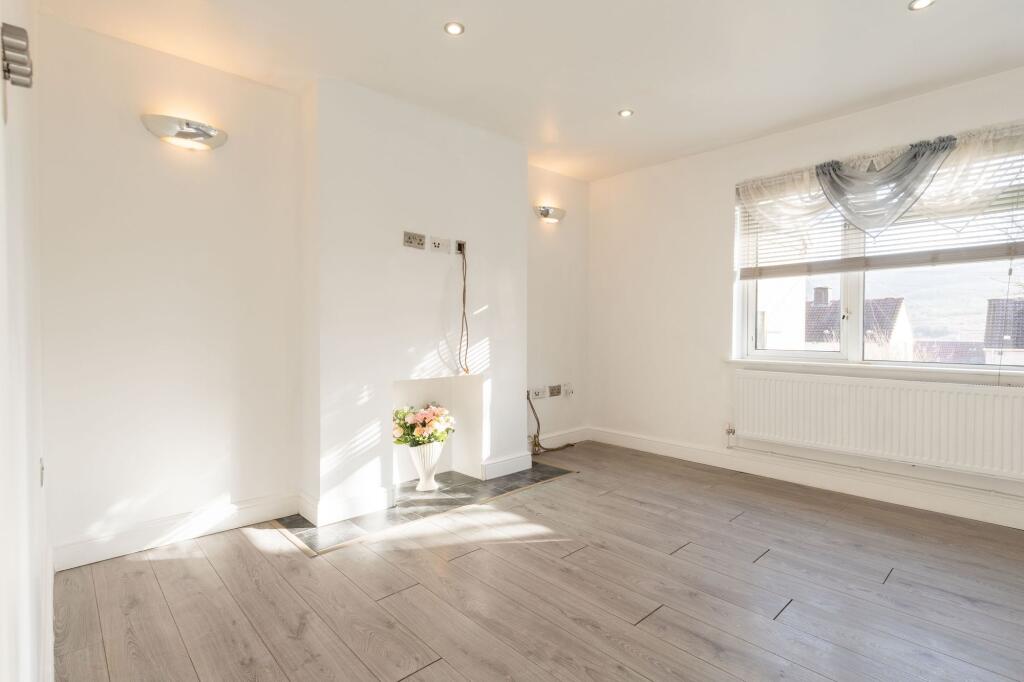 Kitchen/Living Room