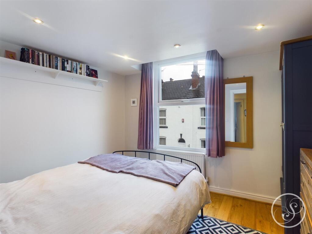 Bed 1