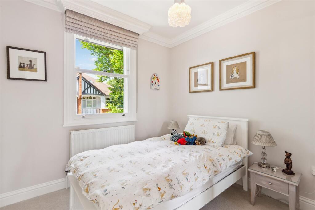 Abinger Road, W4 - FOR SALE