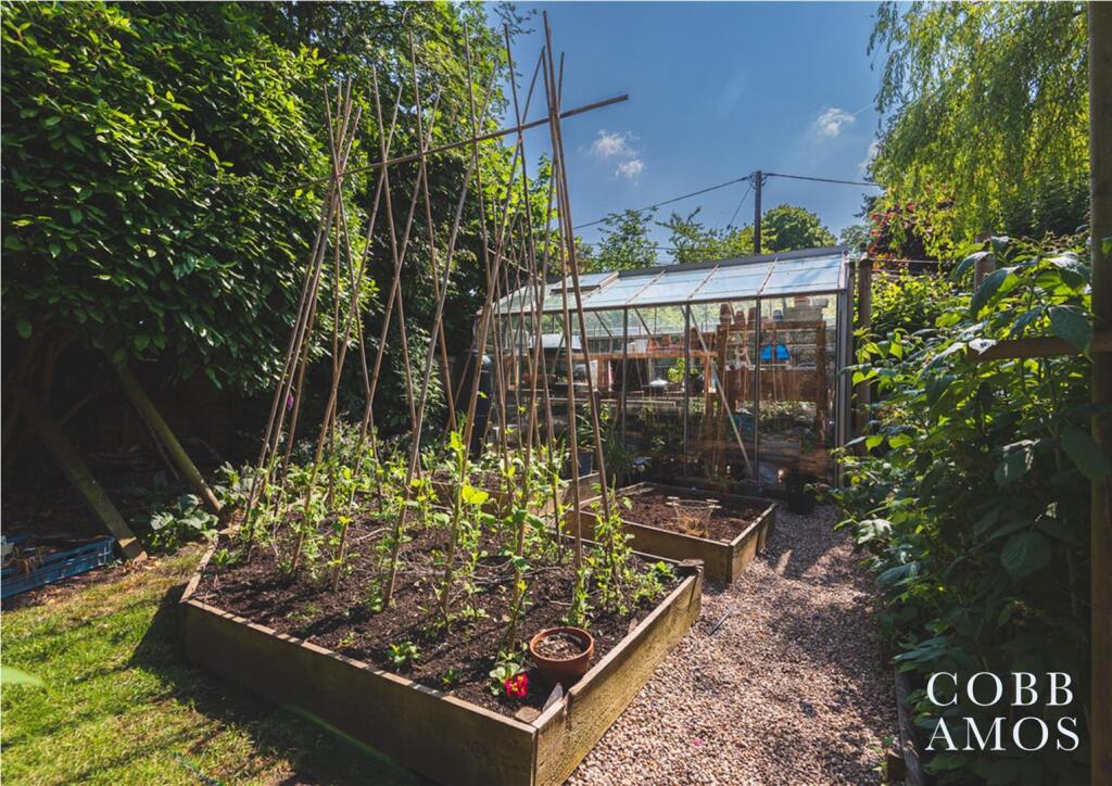 Brick Corner House 64.jpg