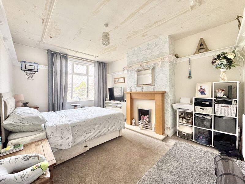 Sitting room / bedroom 4