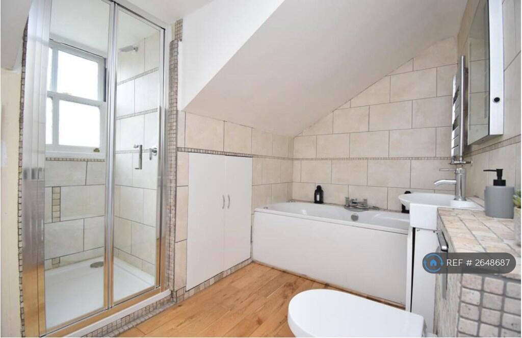 Family Bathroom With Bath And Shower (Top-Floor)