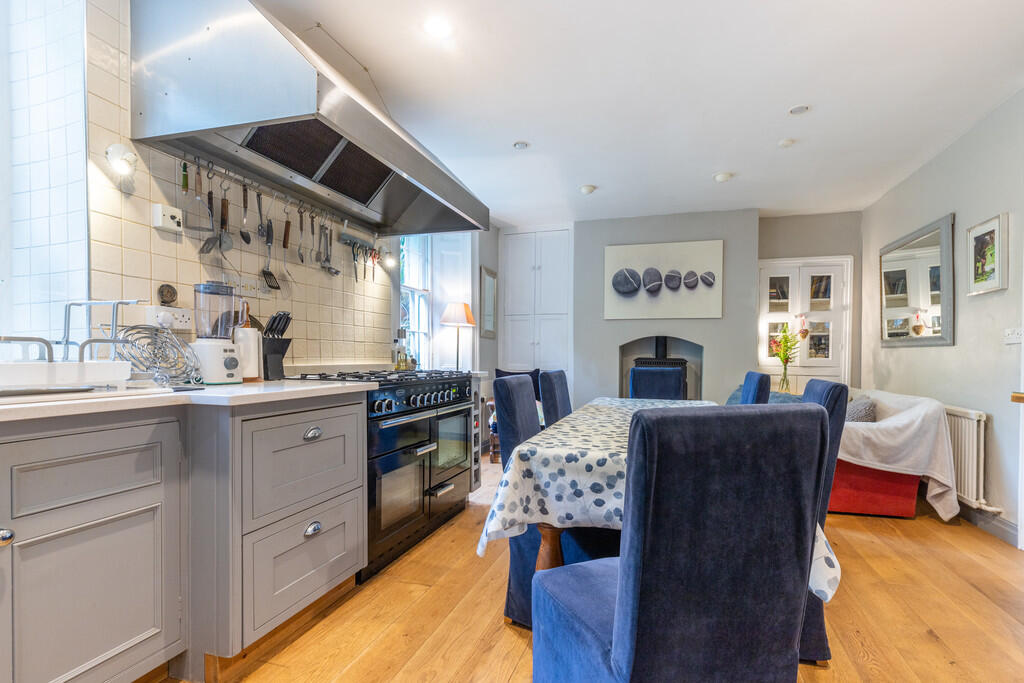 Breakfast Kitchen