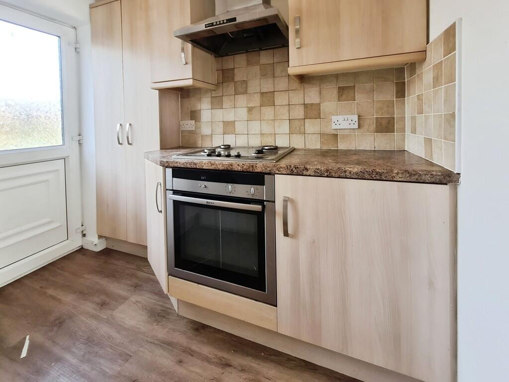 b2f43a39-Kitchen ...