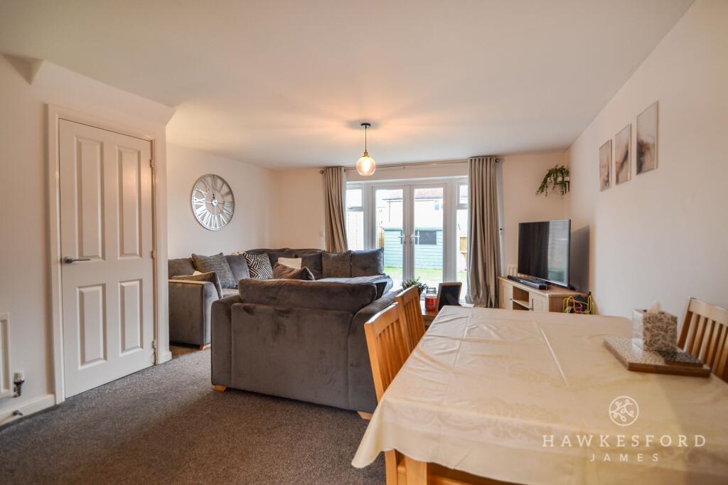 Buttercup Avenue, Minster On Sea - Lounge/diner