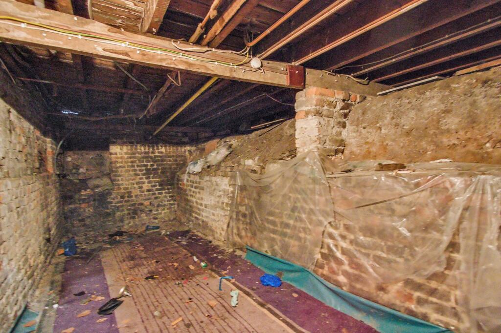 18 Morton Road, Stratford, London E15 4AN