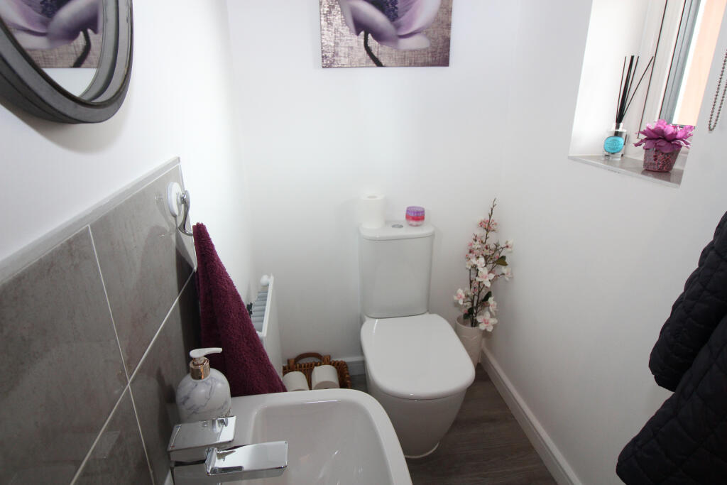 cloakroom.JPG