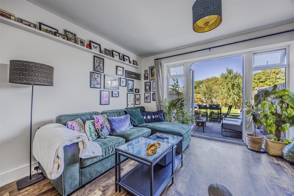 1 Brook Close, Nutbourne-PorticoMarketing-Nexa-32.