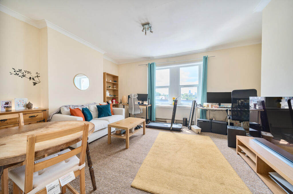 1318831-7-68750eb...