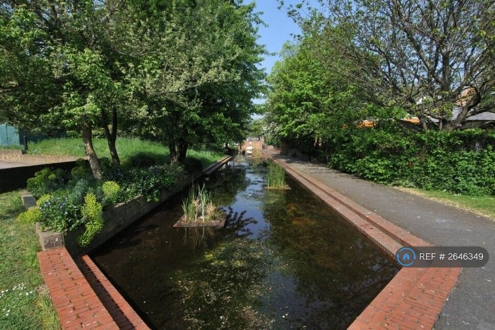Private Communal Gardens