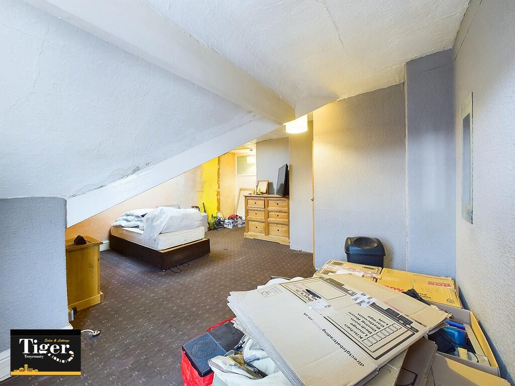 CAM03440G0-PR0256...