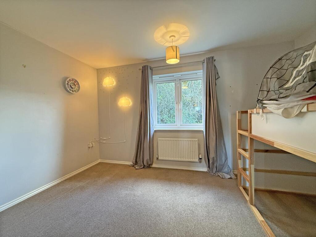 Bridge View 19 - Bed 2.jpg