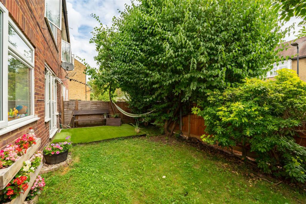 106 Rosebank gard 2.jpg