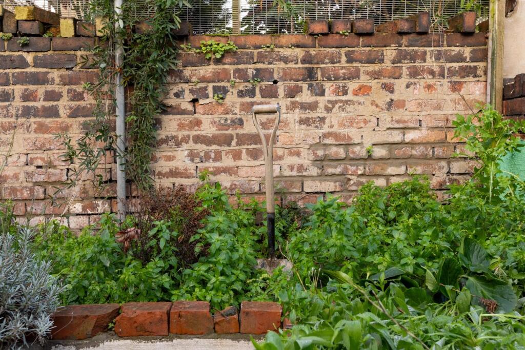 142 Avonvale Road, BS5-26.jpg