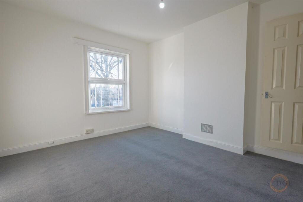 244 park road -10.jpg