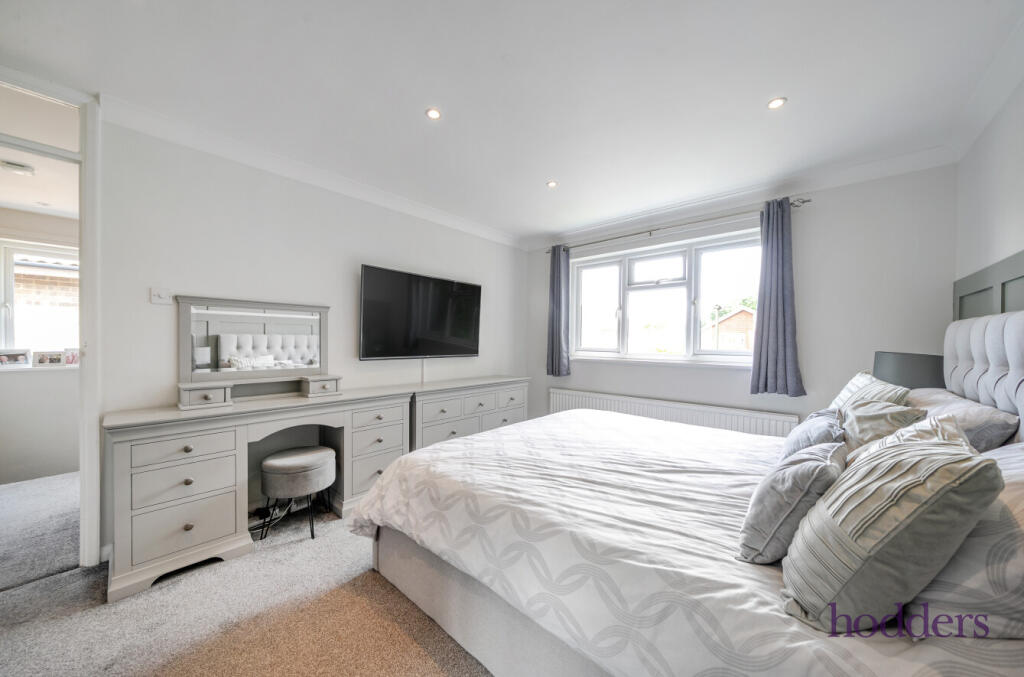 f2e65740-3f01-498...