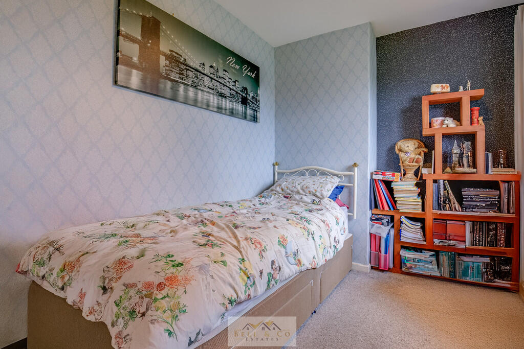 Bedroom 2.1