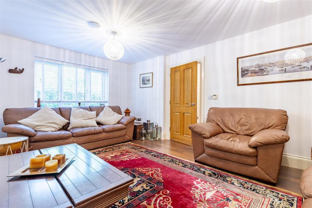 1 Kings wood  (2).jpg