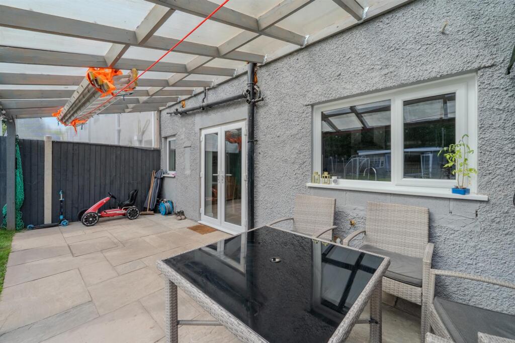 110 Fields Road-22.jpg