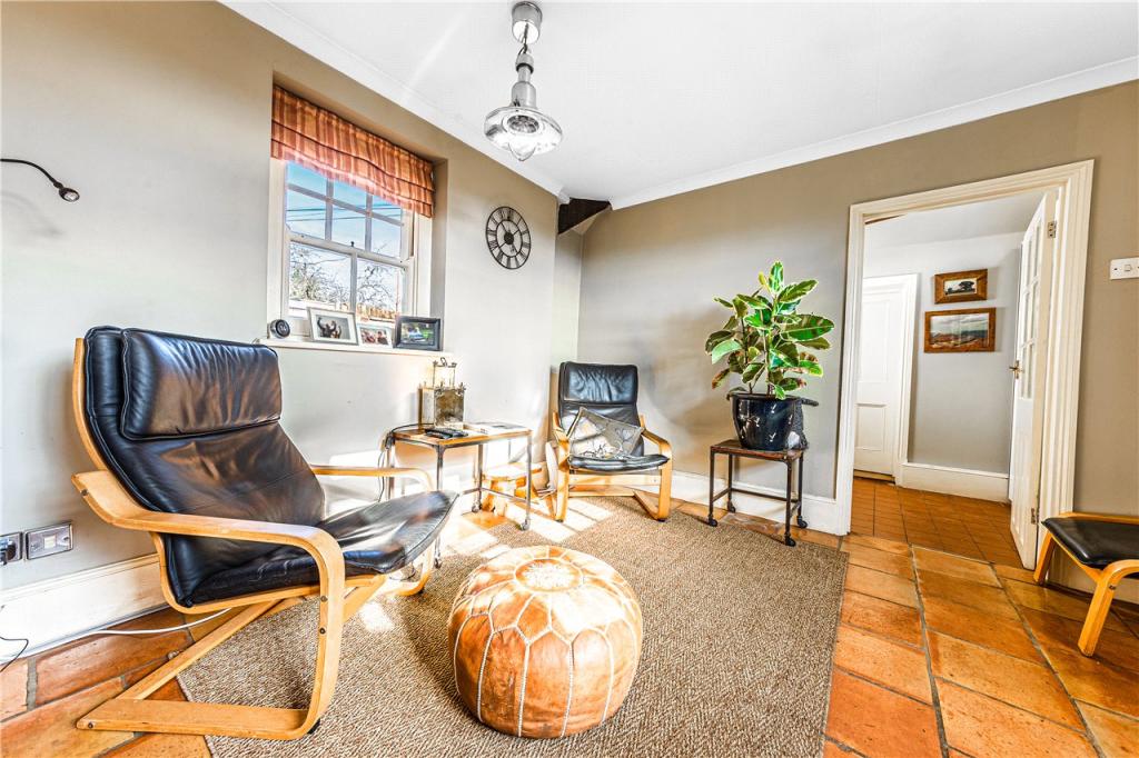 Breakfast Room