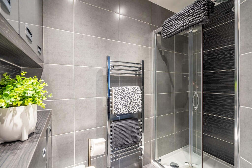 Ensuite